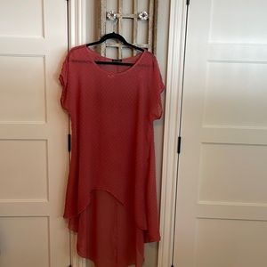 Cha Cha Vente High Low Pink Top